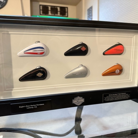 Harley-Davidson Motorcycle Tank Shadowbox - Picture 1 of 2